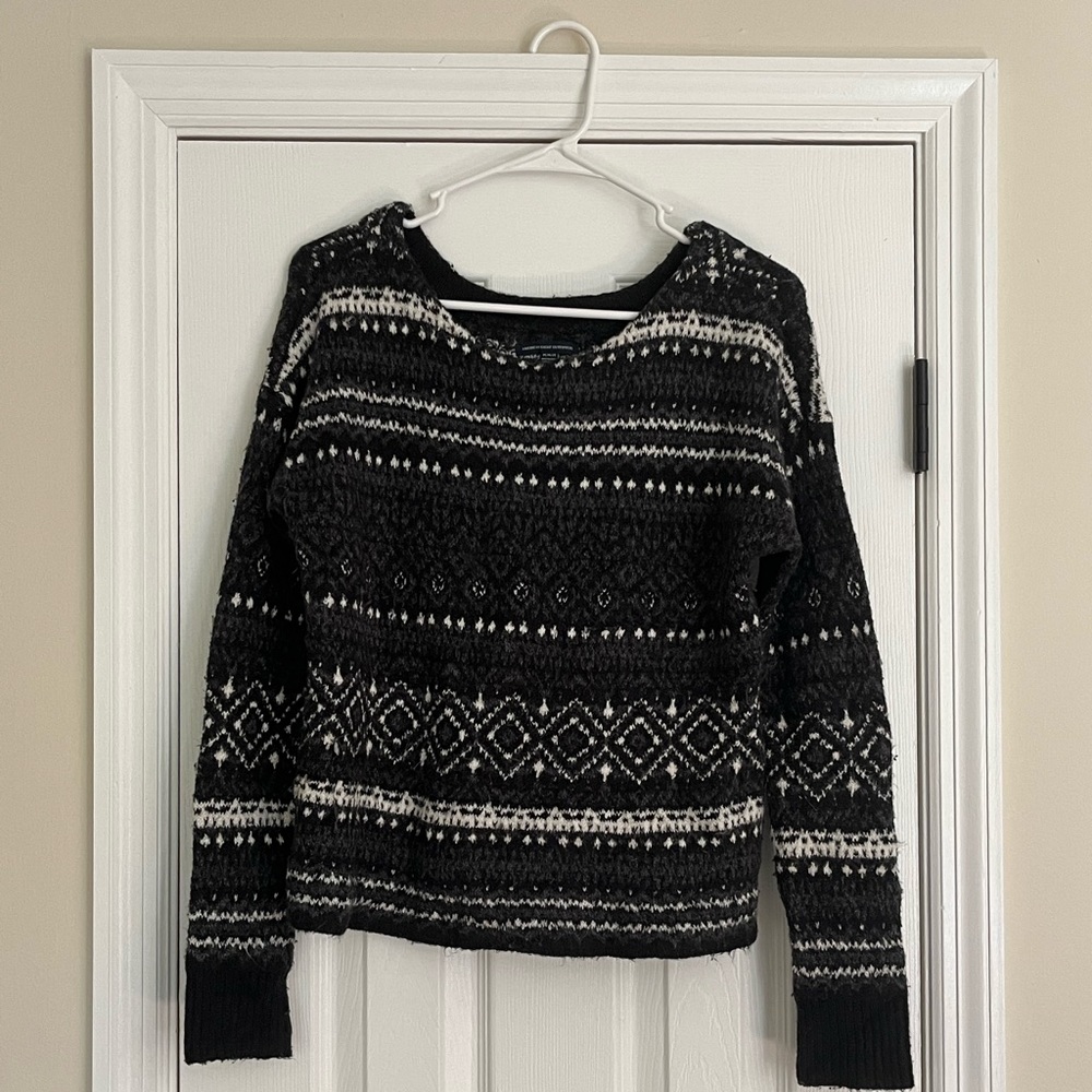 *SOLD* American Eagle Sweater